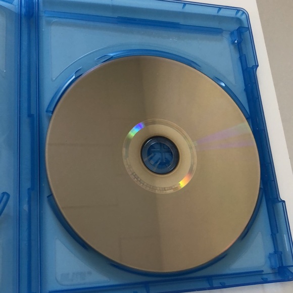 The Man with the Iron Fists Blu-ray DVD - Picture 4 of 4